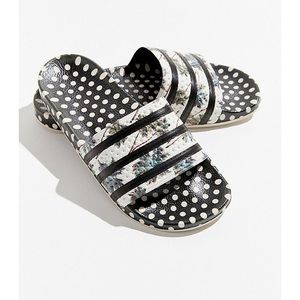 adidas Shoes - NWT 🌴 Adilette Slides adidas Shoes - NWT 🌴 Adilette Slides